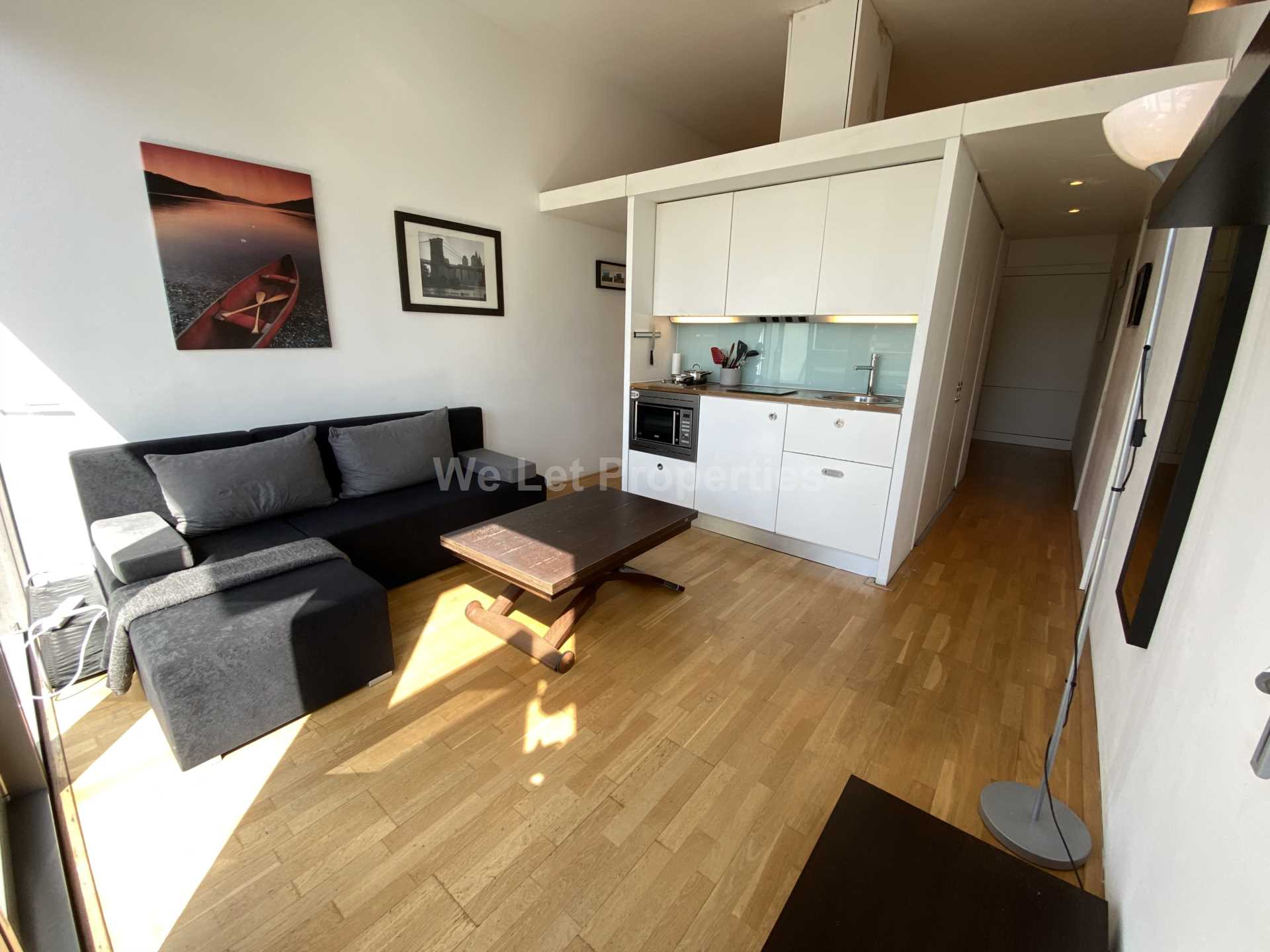 Abito, Greengate, Image 2