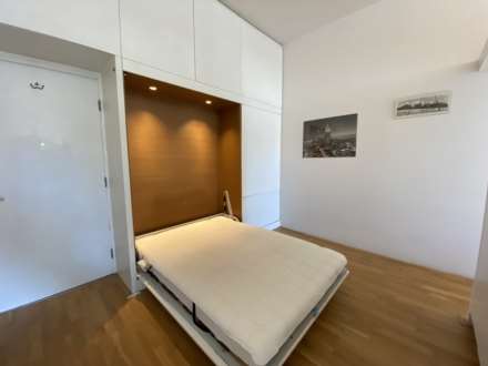 Abito, Greengate, Image 3