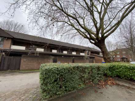 Bevill Square, Salford, Image 5