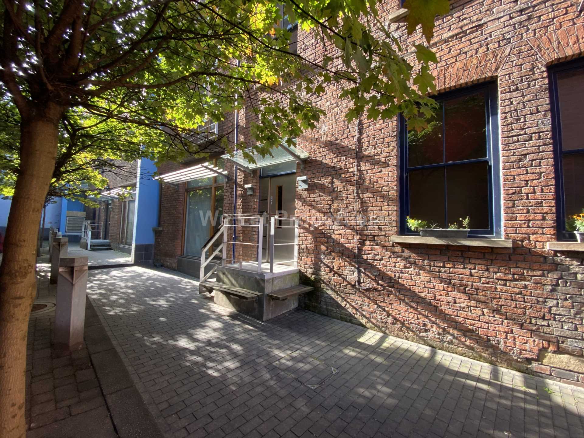 Sallys Yard, Hulme Street, Image 9