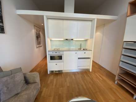 Abito, Greengate, Image 4