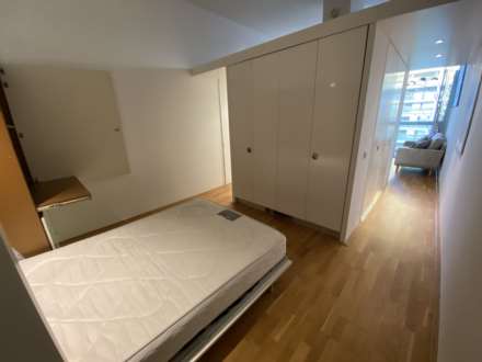 Abito, Greengate, Image 5