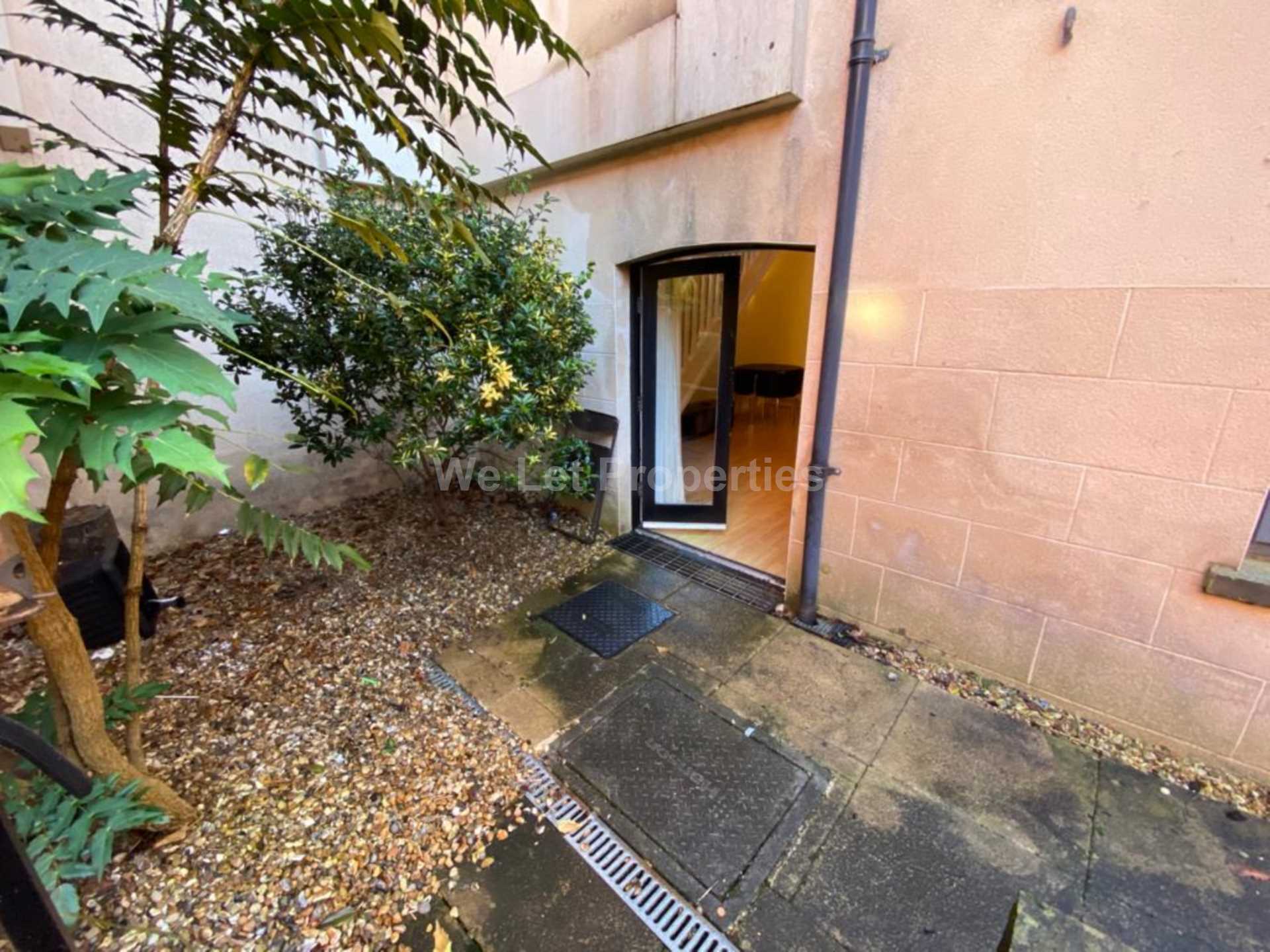 Ellerslie Court, Upper Park Road, Image 9