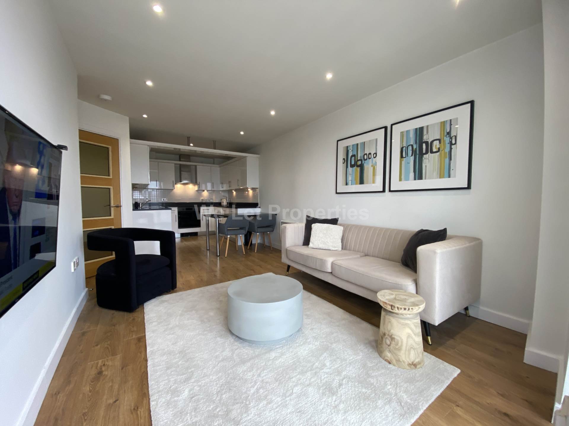Sovereign Point, Salford Quays, Image 1