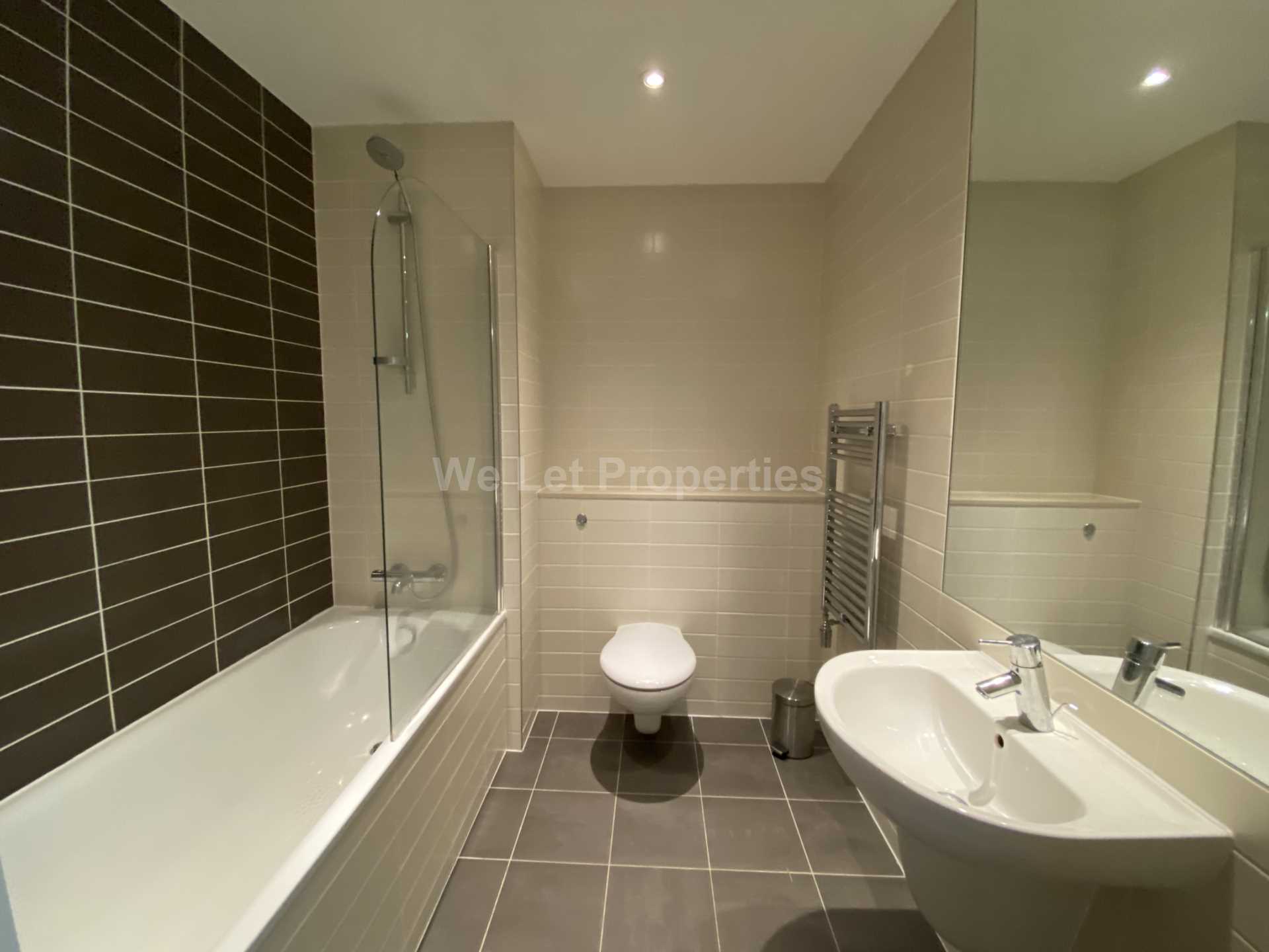 One Park West, Strand Street, Image 7