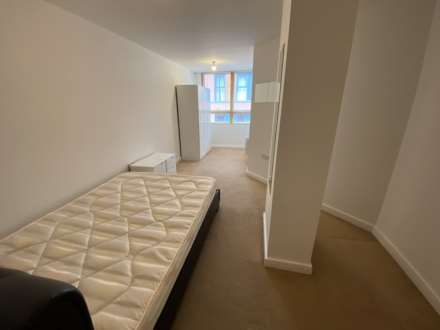 Fairbairn, Royal Mills, Image 8