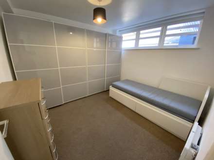 Barton Street, Castlefeild, Image 6