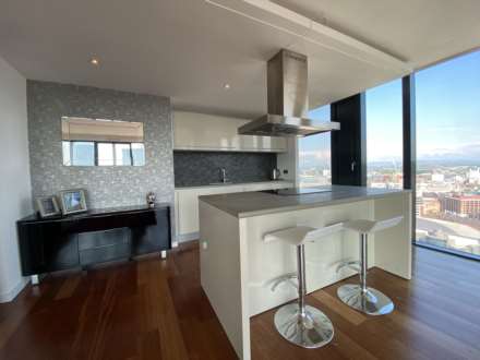Beetham Tower, Deansgate, Image 4