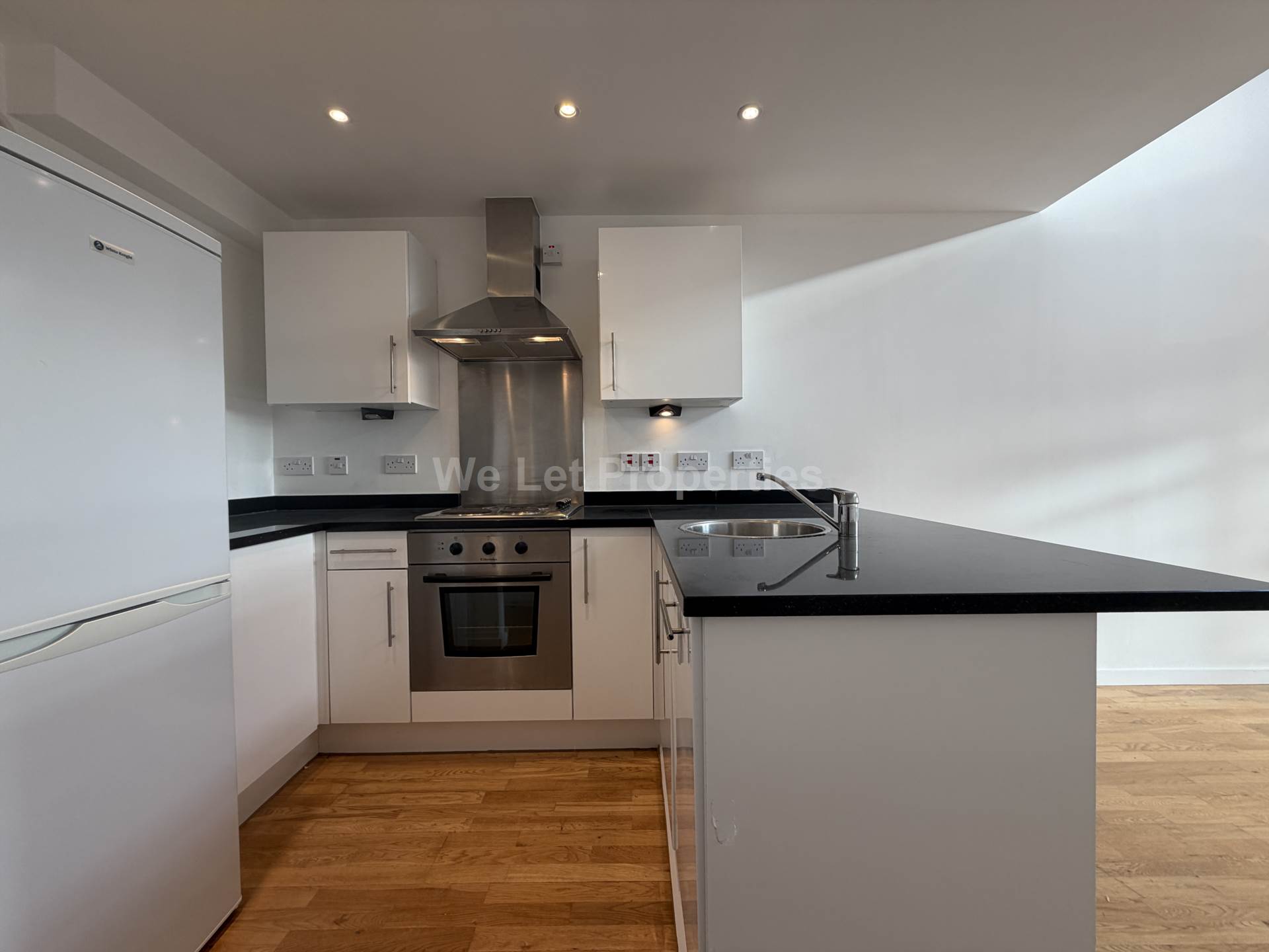 Victoria Mill, Reddish, Image 4