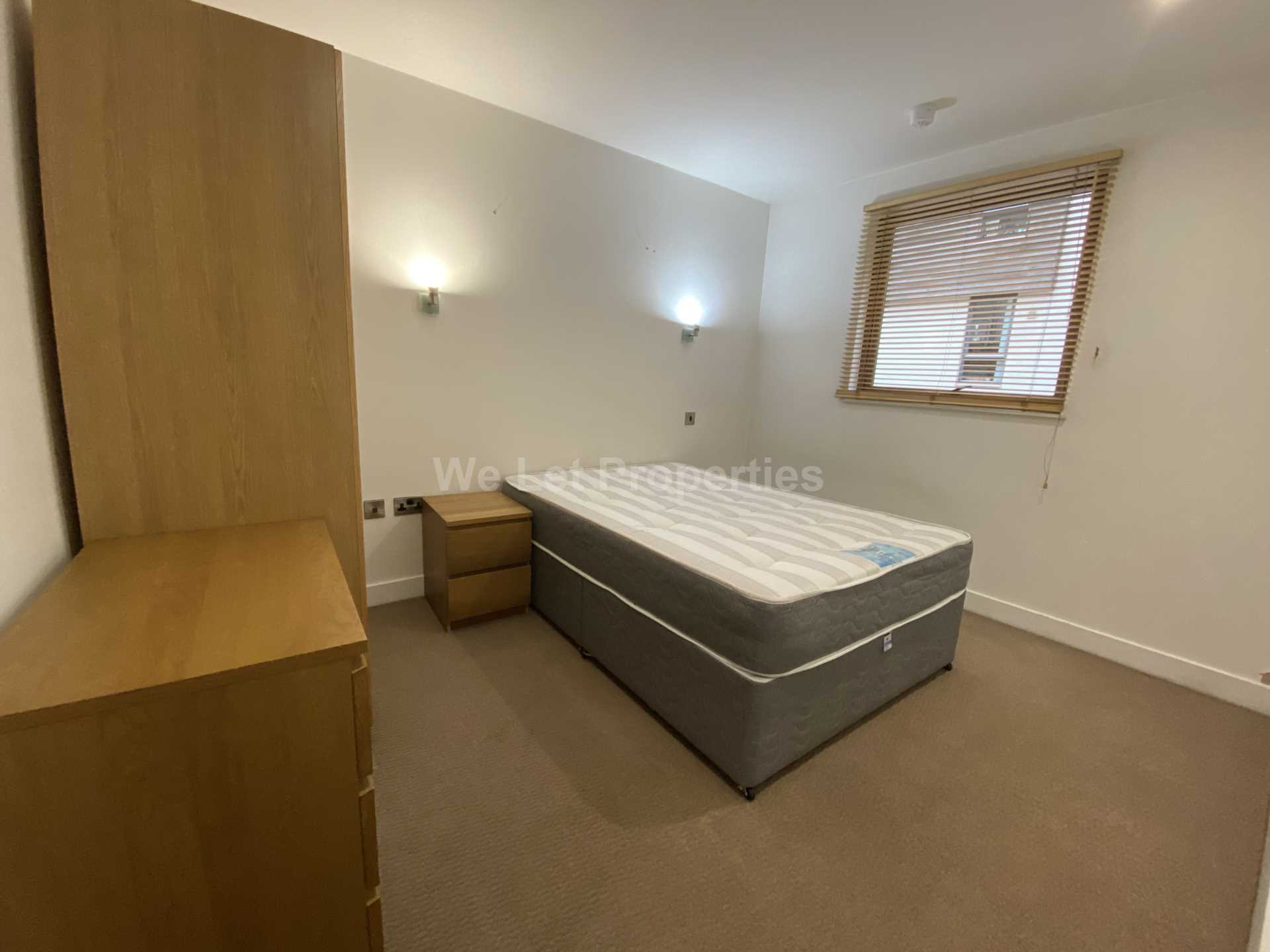 Advent, Ancoats, Image 4