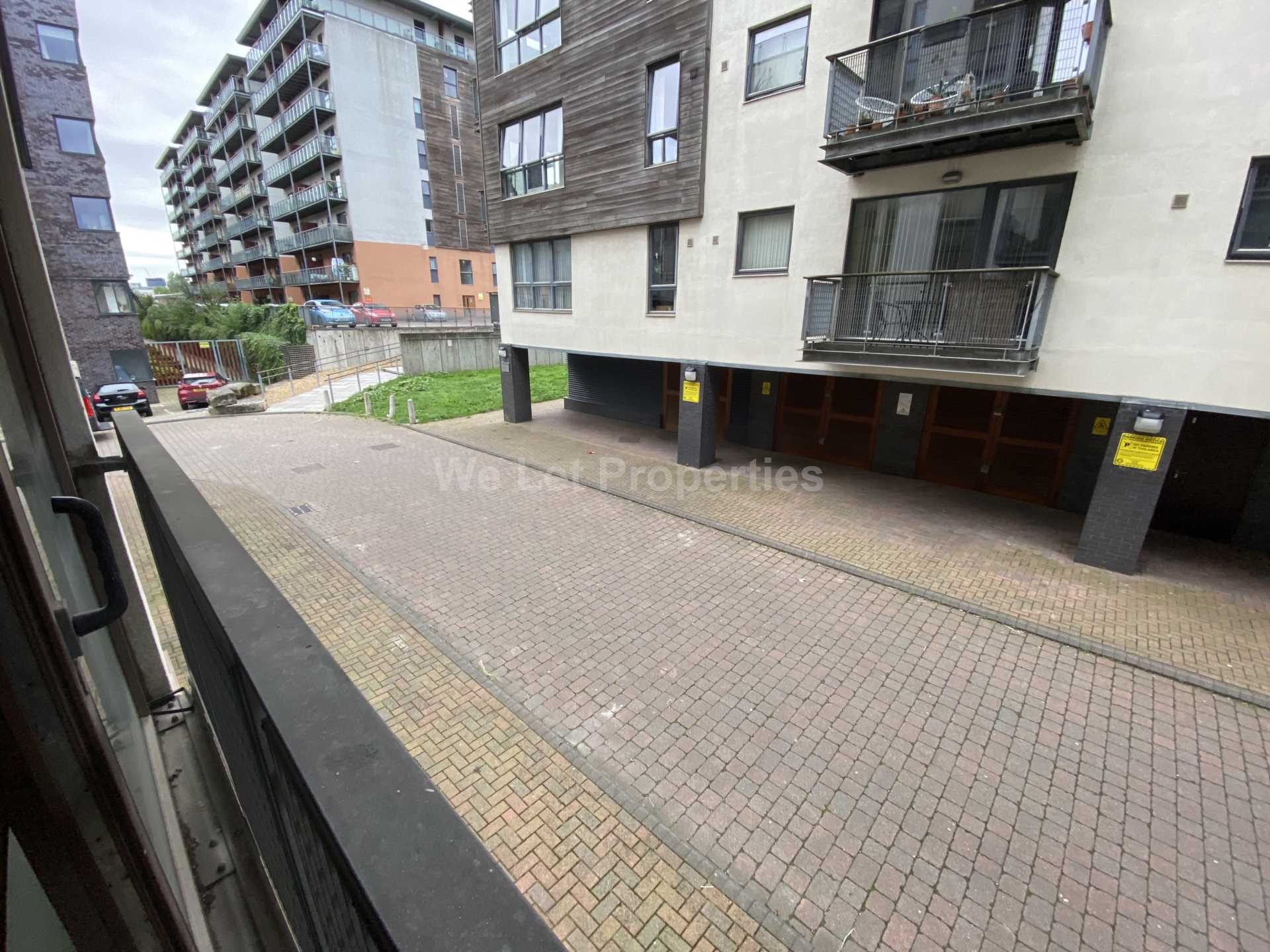 Advent, Ancoats, Image 7