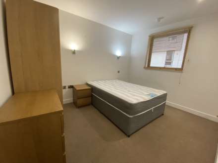 Advent, Ancoats, Image 4