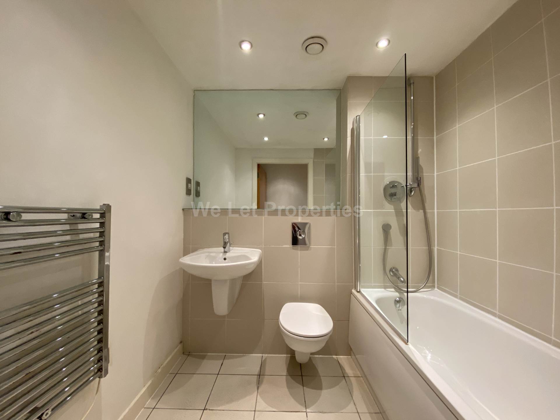 The Danube,  City Road East, Image 7