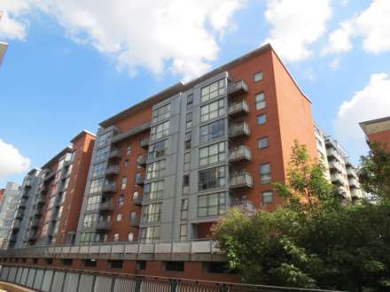 The Danube,  City Road East, Image 9