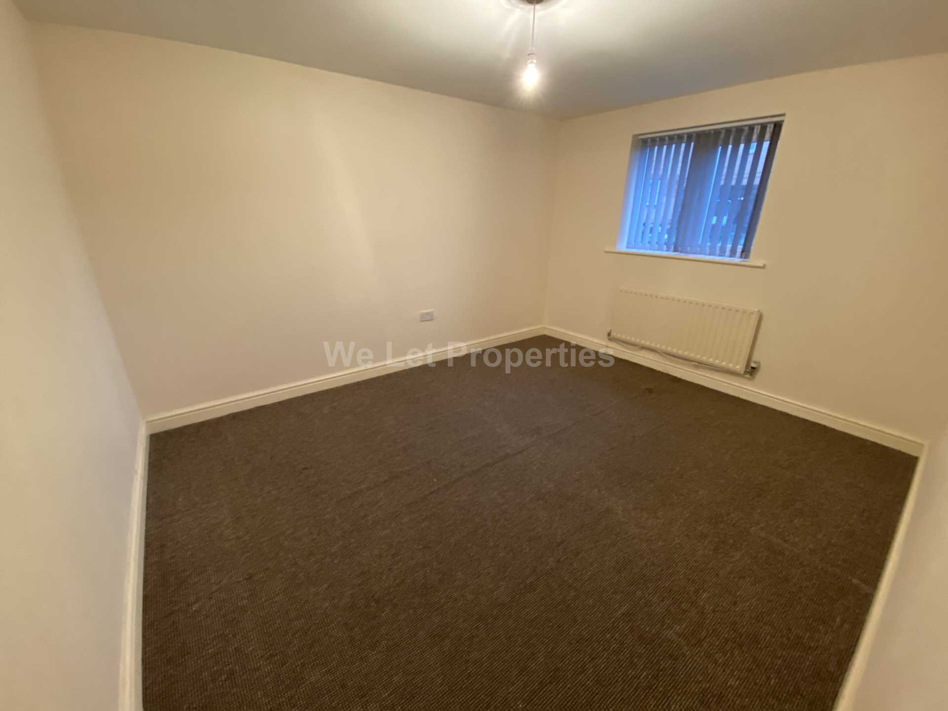 Olanyian Drive, Manchester, Image 6