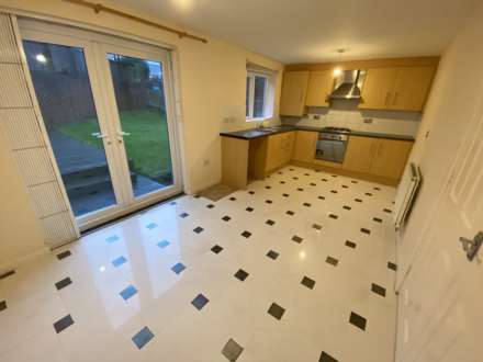 Olanyian Drive, Manchester, Image 3