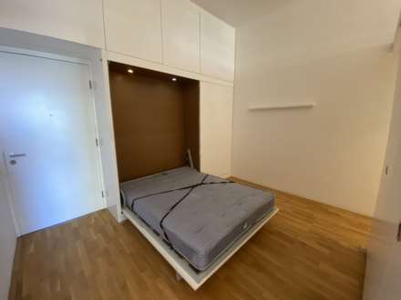 Abito, Greengate, Image 5