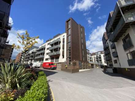 Advent Two, Issac Way, Image 10