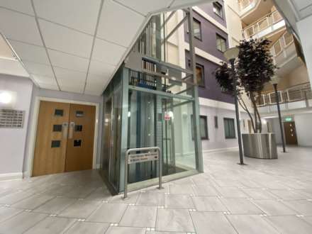 Lake House, Castlefield Locks, Image 5