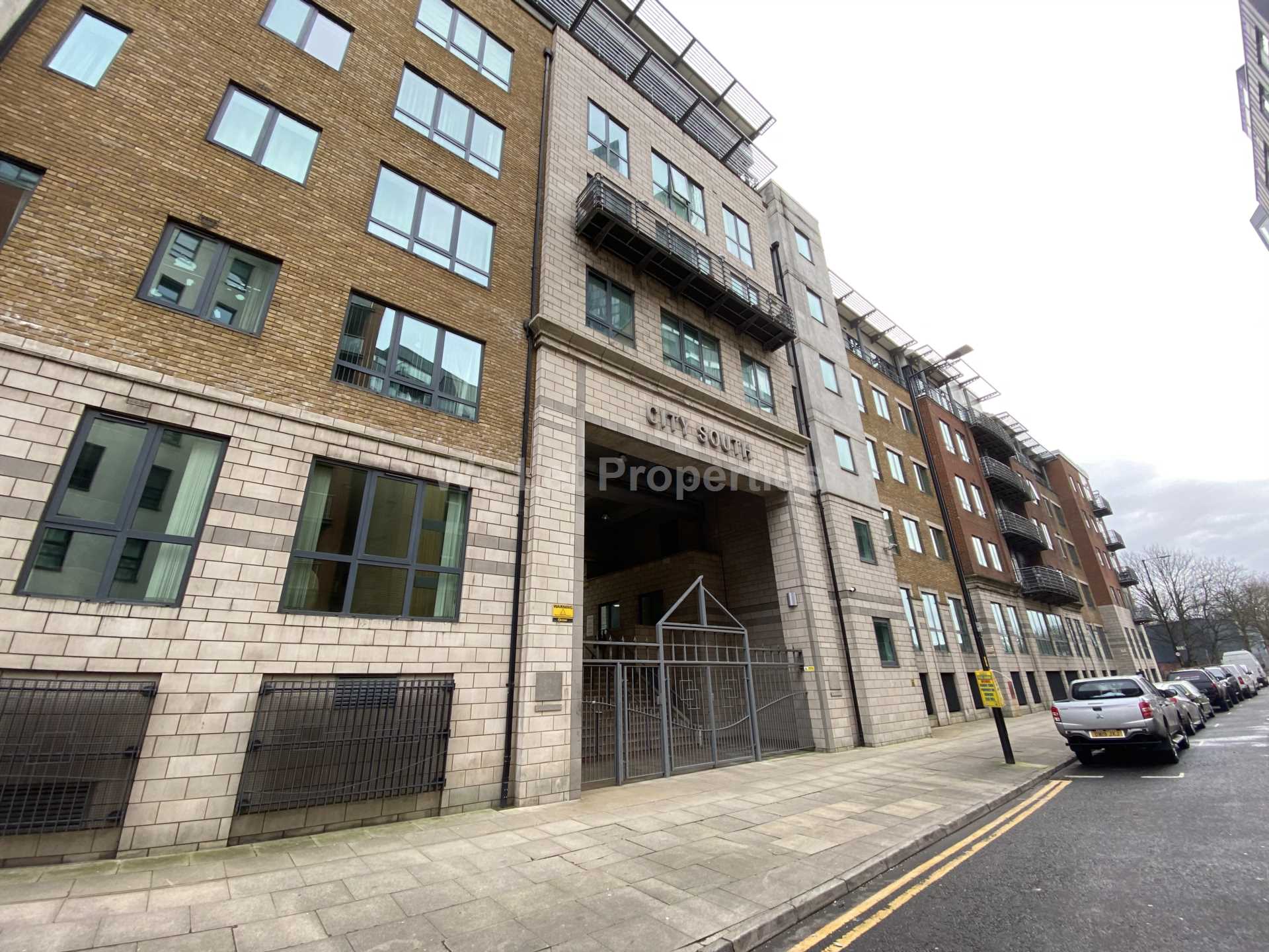 City South, City Road East, Image 11