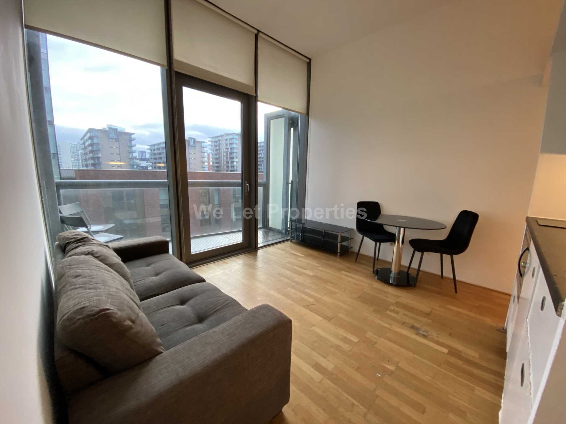Abito, Greengate, Image 1