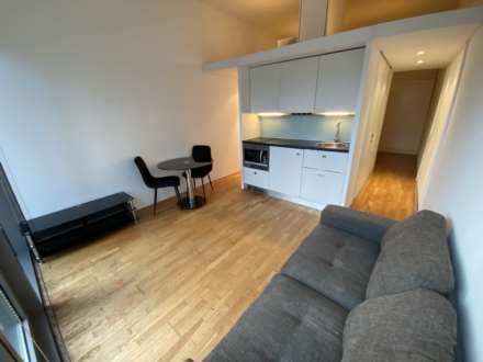 Abito, Greengate, Image 2