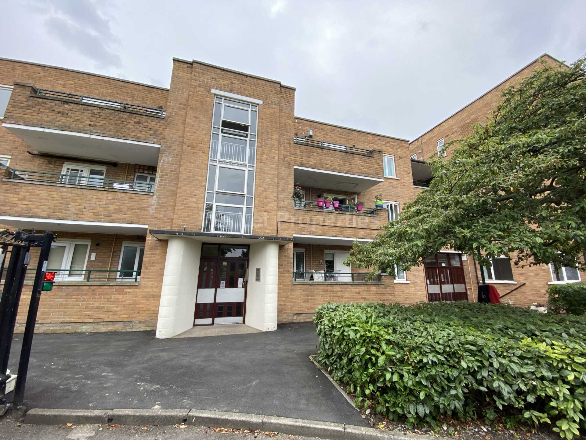 Eccles New Road, Salford, Image 7