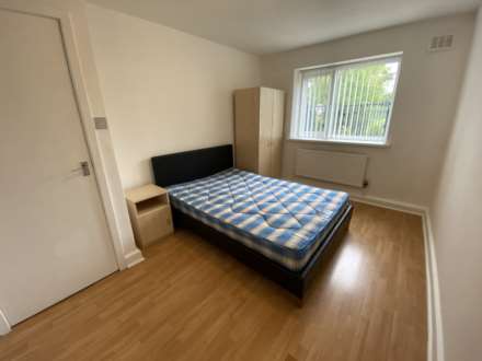 Eccles New Road, Salford, Image 4