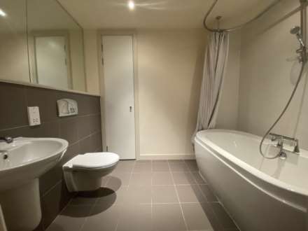 Leftbank, Spinningfields, Image 13