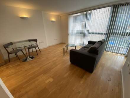 The Danube, City Road East, Image 2