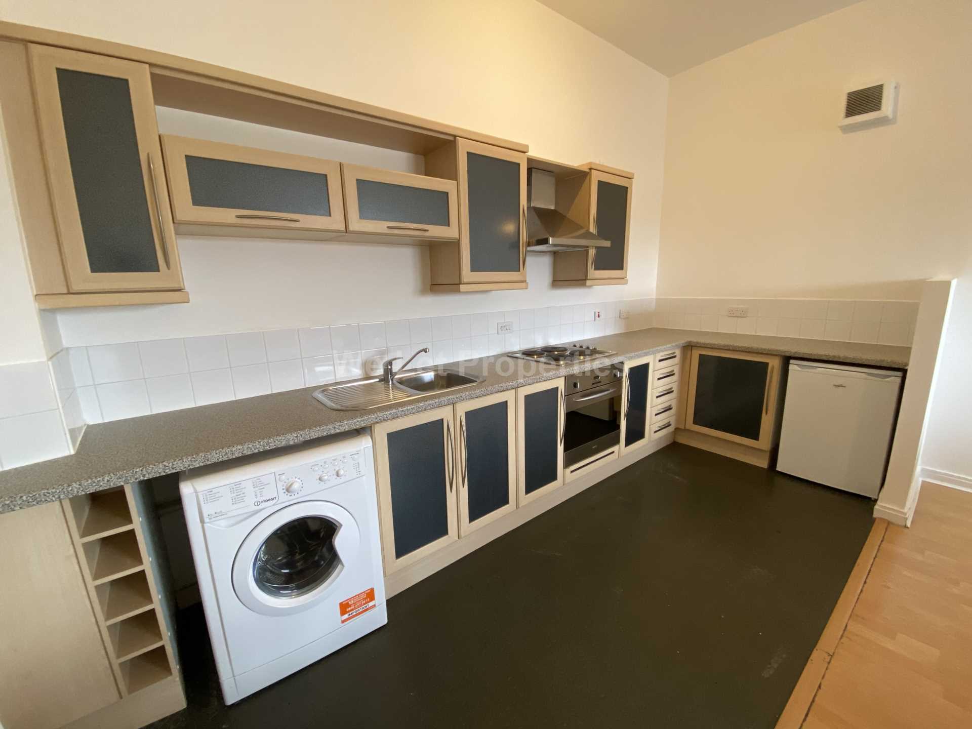 Lincoln Gate, Green Quarter, Image 3