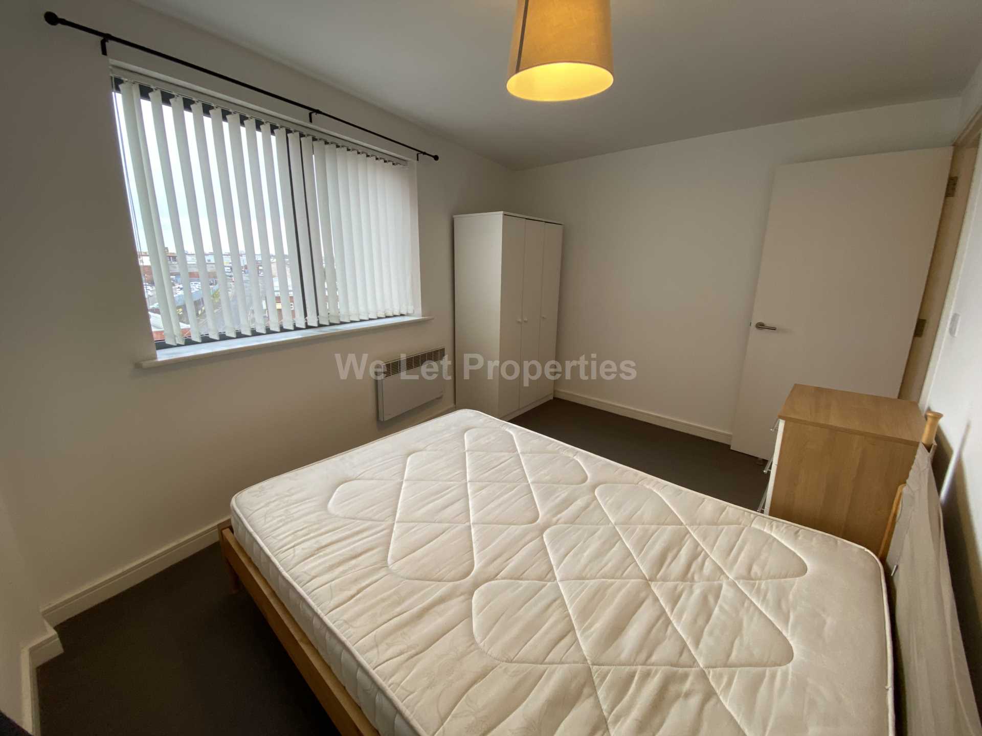 Lincoln Gate, Green Quarter, Image 6