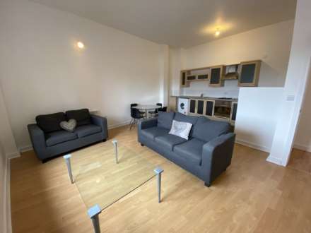 Lincoln Gate, Green Quarter, Image 1