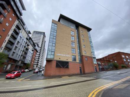 Lincoln Gate, Green Quarter, Image 8