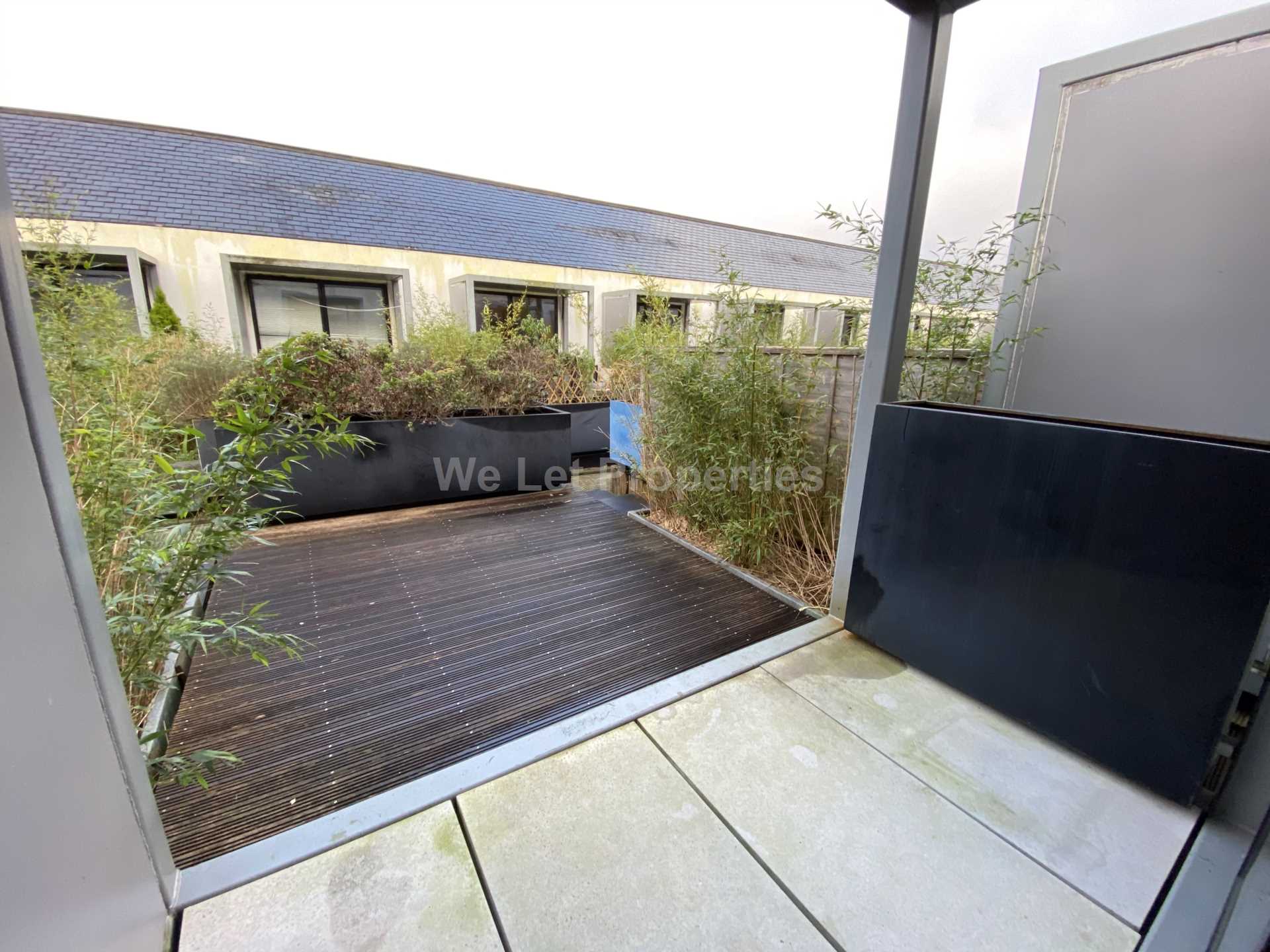Reservoir Street, Chimney Pot Park, Image 8