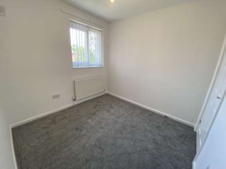 York Road, Droylsden, Image 8