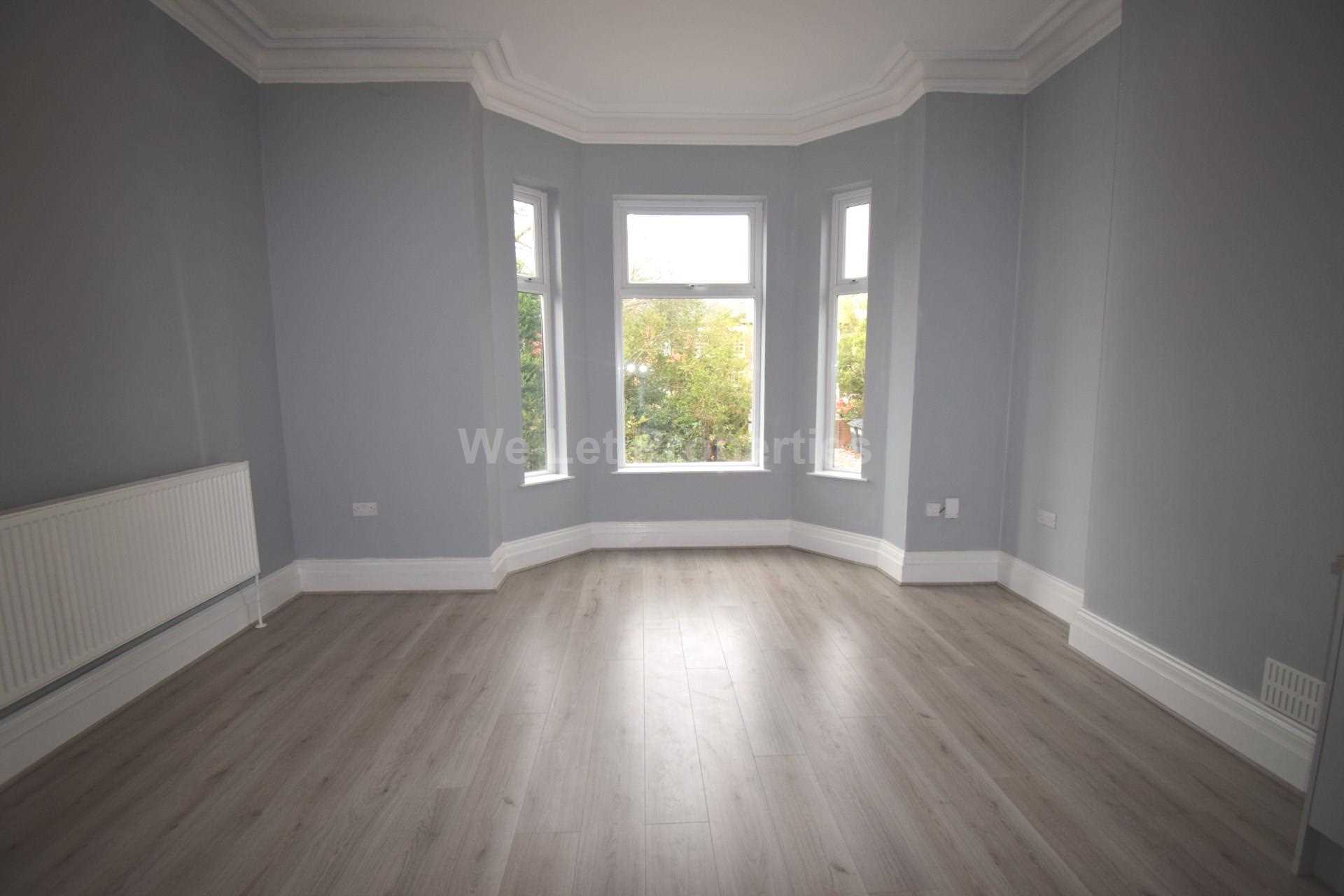 Manchester Road, Tameside, Image 2