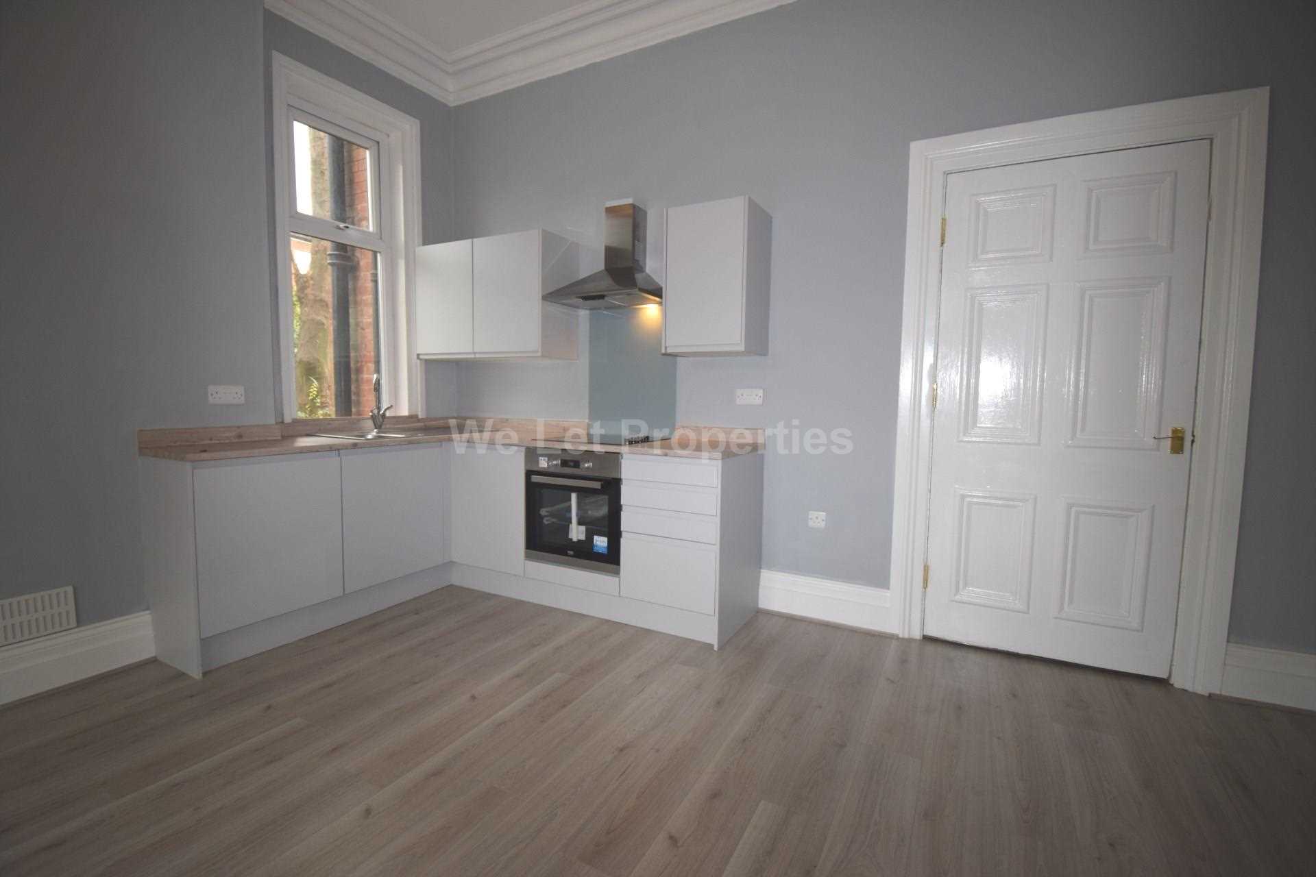 Manchester Road, Tameside, Image 3