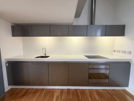 Ash Street, Chimney Pot Park, Image 4