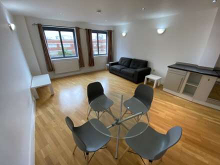 Lake House, Castlefield, Image 1