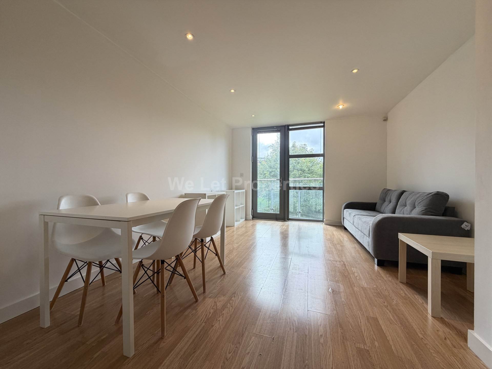 Richmond Hill, Stephen Street, Image 1