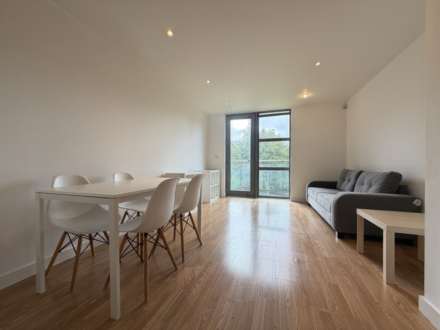 Property For Rent St. Stephen Street, Salford