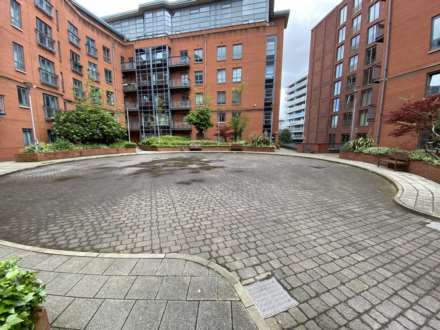 Lake House, Castlefield Locks, Image 8