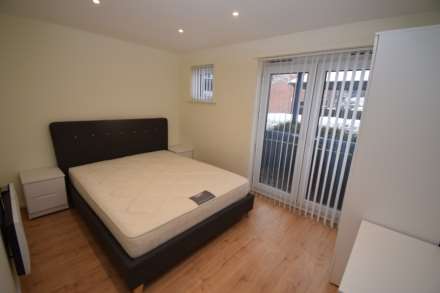 Stretford Road, Hulme, Image 5