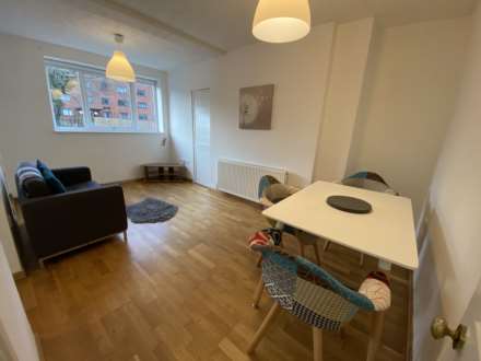 Property For Rent Asgard Drive, Salford
