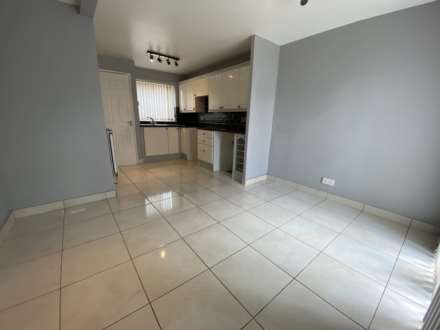 2 Bedroom House, Aldershot Walk, Manchester