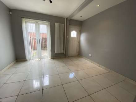 Aldershot Walk, Manchester, Image 4