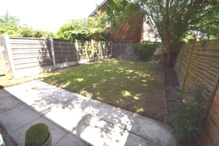Velour Close, Trinity Riverside, Image 11