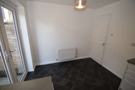 Velour Close, Trinity Riverside, Image 4