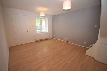 Velour Close, Trinity Riverside, Image 6